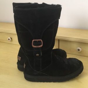UGG Boots Black Youth size 1